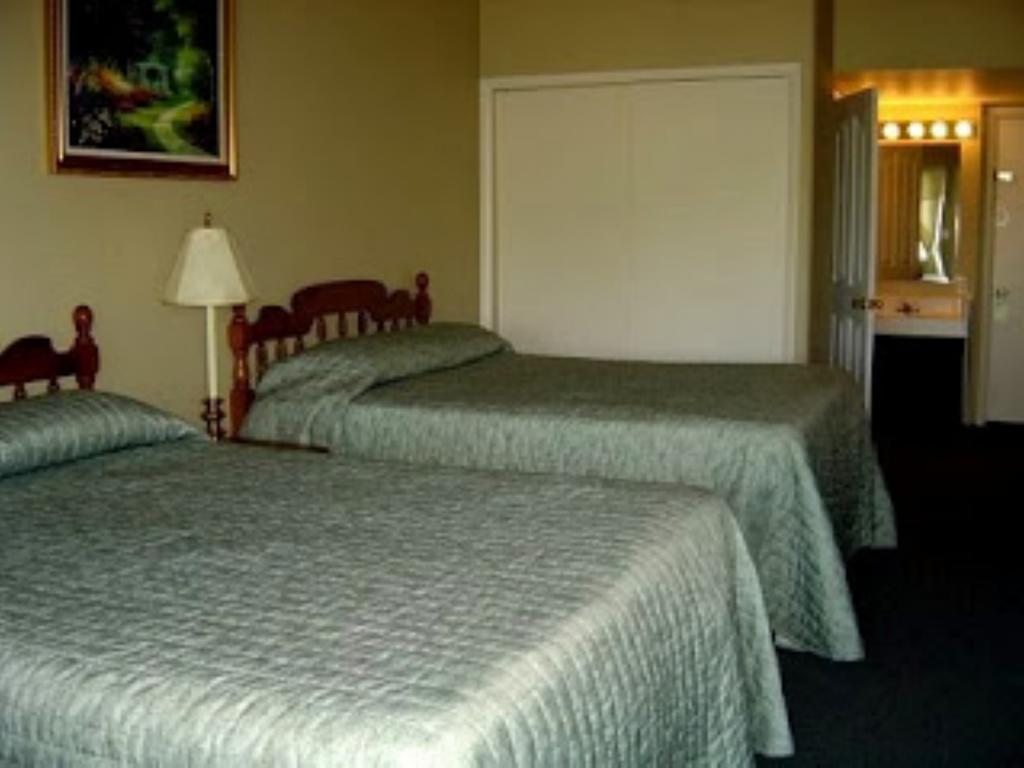 Ken Bar Lodge Gilbertsville Habitación foto